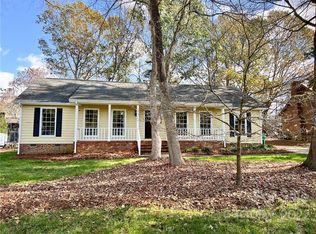 10925 Painted Tree Rd, Charlotte, NC 28226