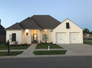 102 Timber Hollow Ln, Lafayette, LA 70508