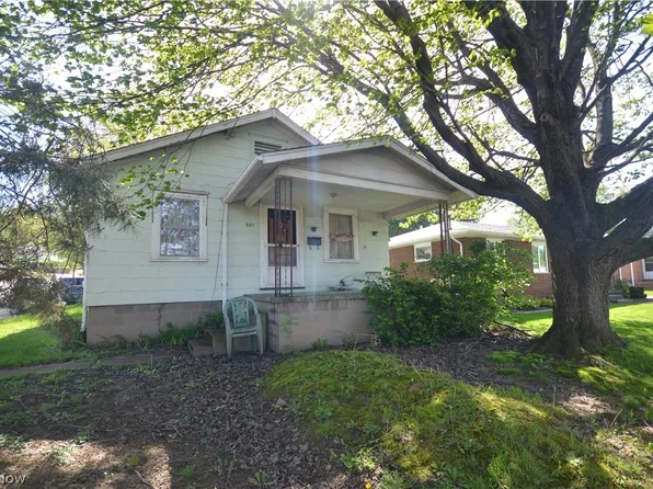 581 Baldwin Rd, Akron, OH 44312