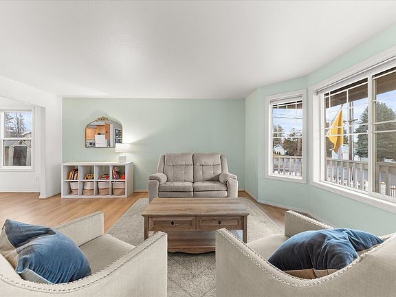 3rd image of 1626 5th St