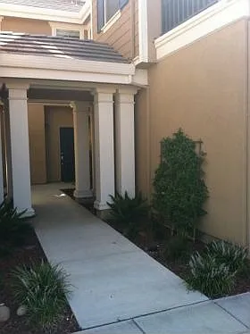 278 W Lucita Way photo 1