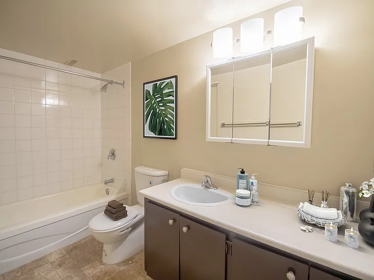 200 Adsum Dr — Photo 10