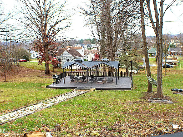 924 Maryland Ave #F — Photo 24