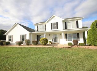 121 Plantation Dr, Troy, MO 63379