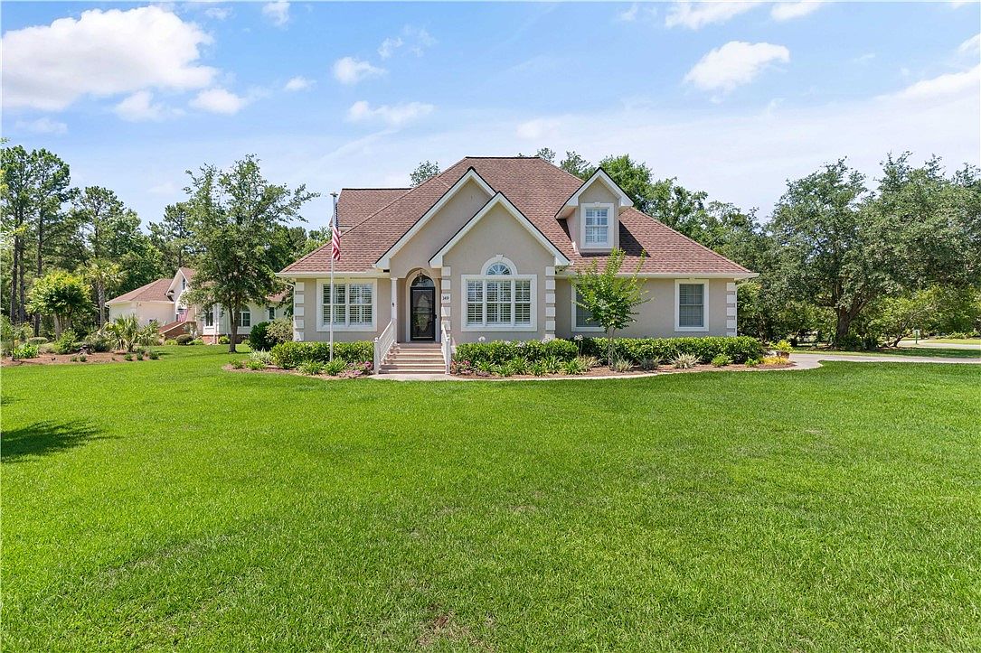 149 Harbor Pointe Dr