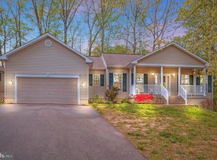 412 Birdie Rd, Locust Grove, VA 22508
