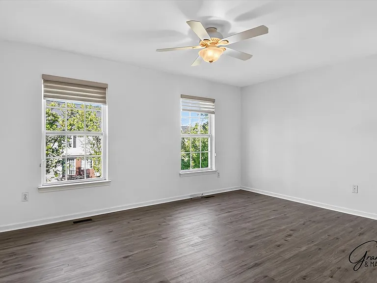 1348 Village Dr — Photo 17