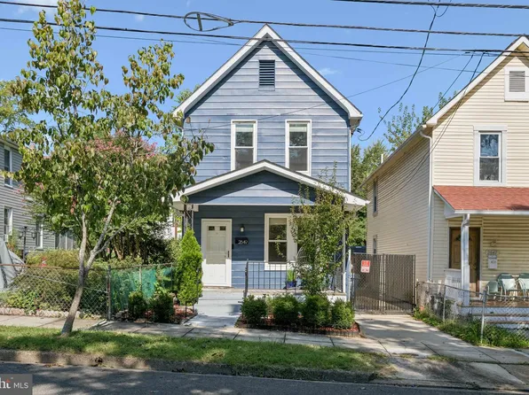 2849 Mills Ave NE, Washington, DC 20018