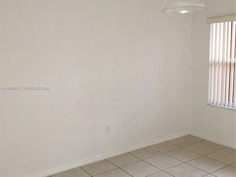 962 SW 143rd Ave #2207 — Photo 6