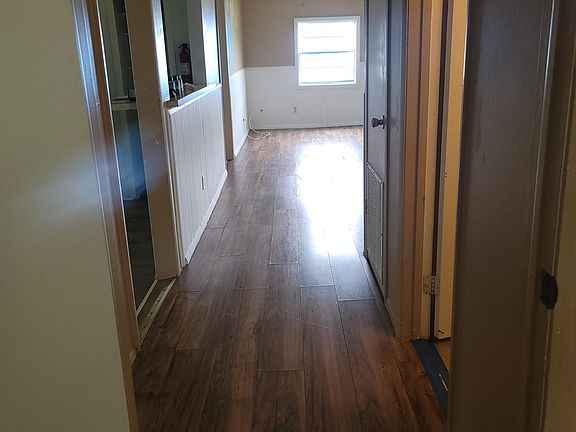 2nd image of 1855 Clay St
