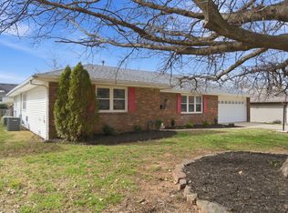 3056 E Rocklyn Road, Springfield, MO 65804