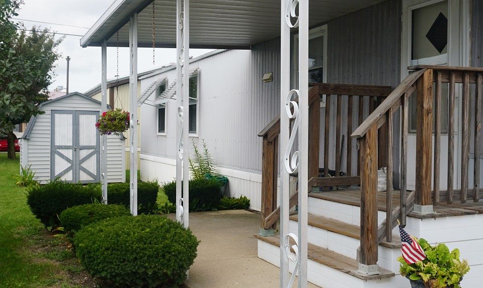 1st image of 114 Lori Lee Dr