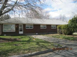 1104 11th St, La Grande, OR 97850