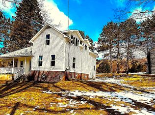 1345 Elm St, Frankfort, MI 49635