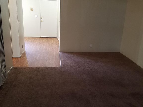3rd image of 13016 Roselle Ave APT 36