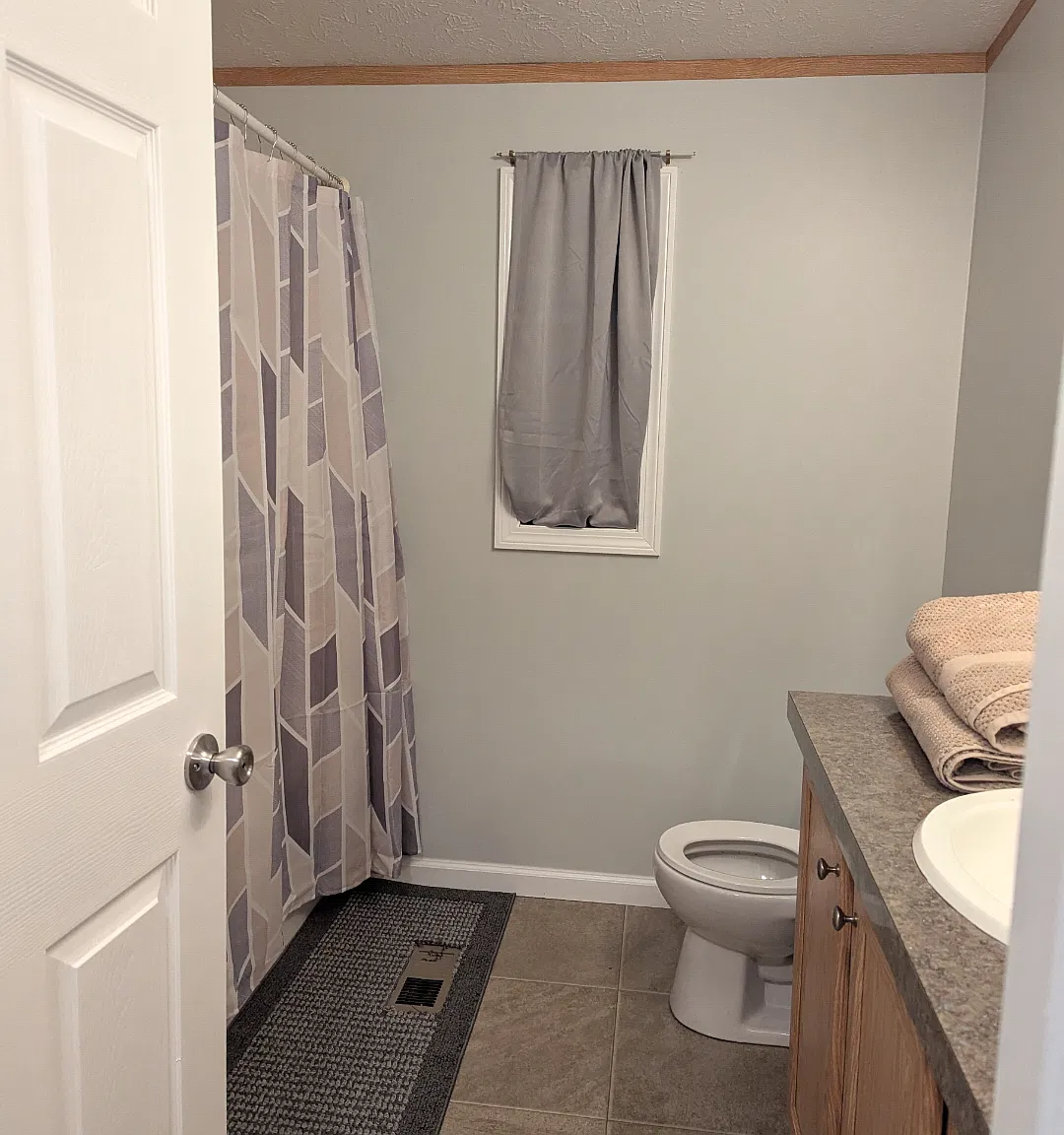2 bed, 900 sqft, $1,350 — Photo 2