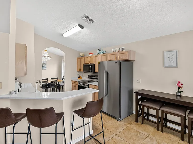 1550 Casterton Cir — Photo 9