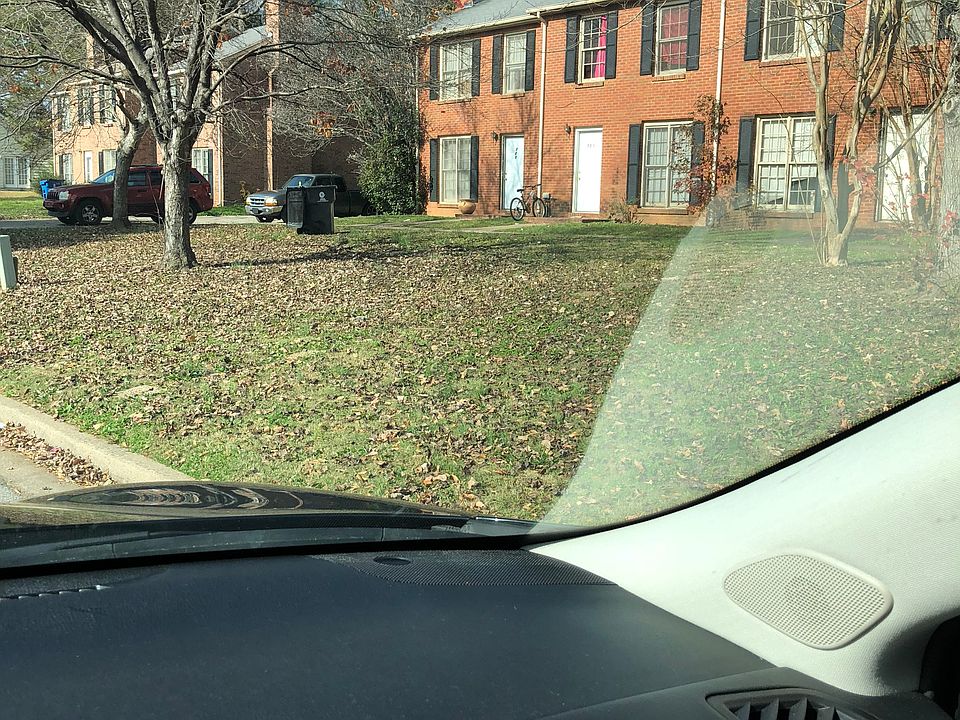 2nd image of 723 Redland Dr