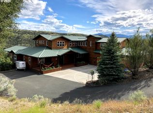 209 NW Valley View Dr, John Day, OR 97845