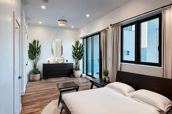 Rented by Owner | media 8