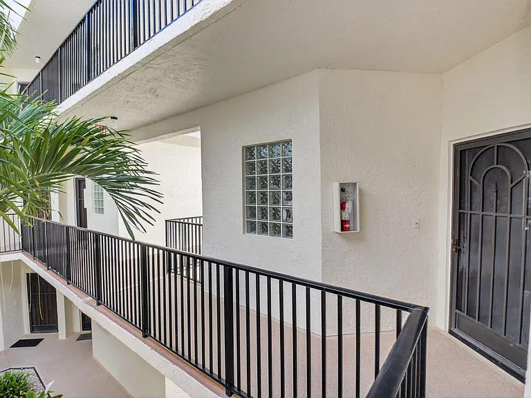 5155 Europa Dr #M — Photo 28