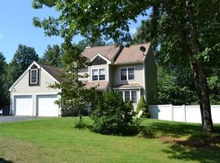 6 Dearborn Ridge Rd, Atkinson, NH 03811