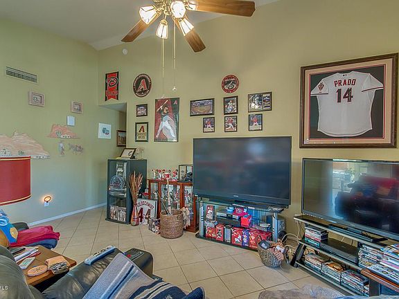 5th image of 6934 E Lomita Ave