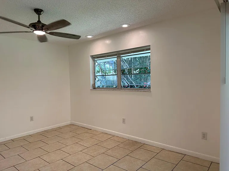 1 Indialucie Pkwy — Photo 13