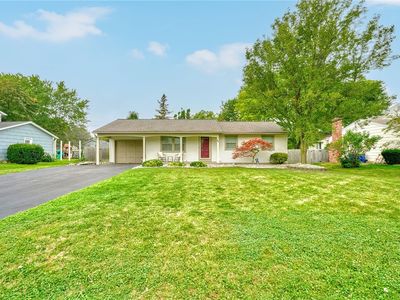 67 Stallion Cir, Rochester, NY, 14626