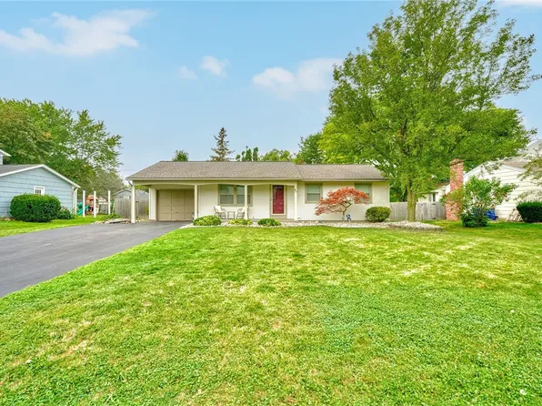 67 Stallion Cir, Rochester, NY 14626