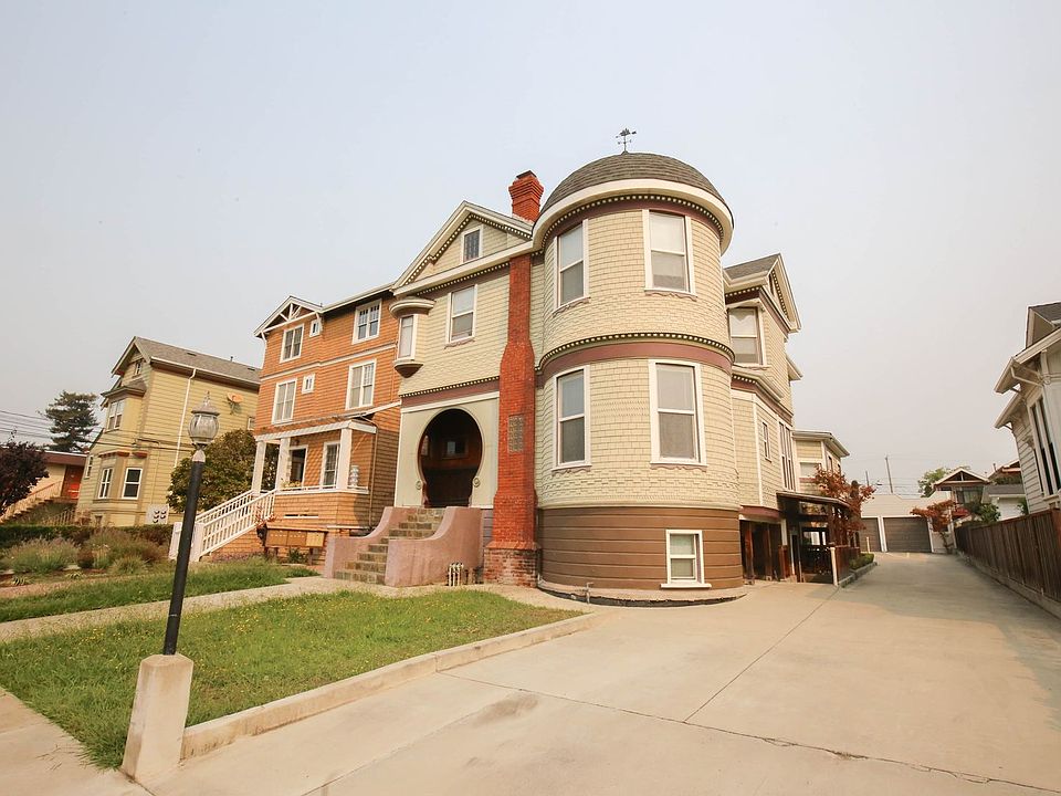 1st image of 2249 San Antonio Ave APT 6