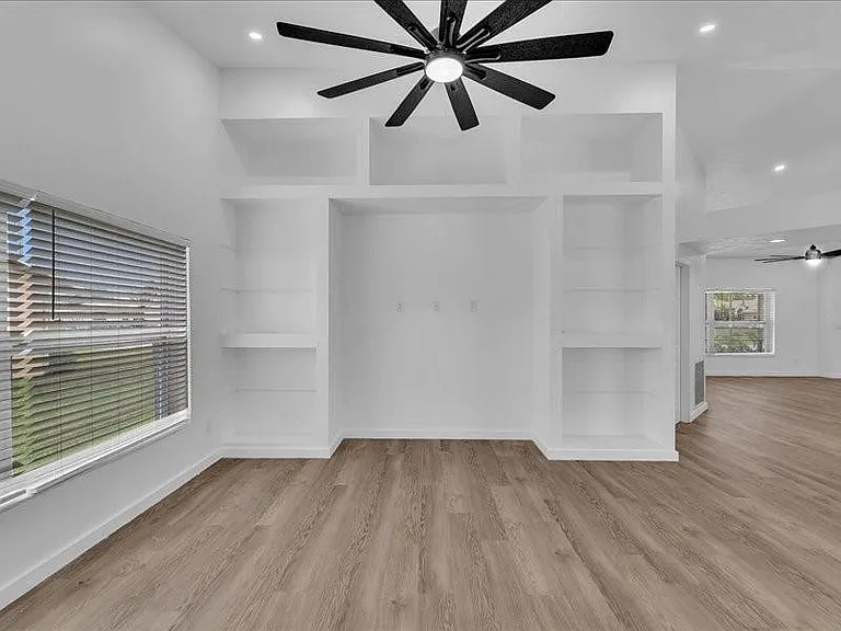 2928 SE Bella Rd — Photo 16