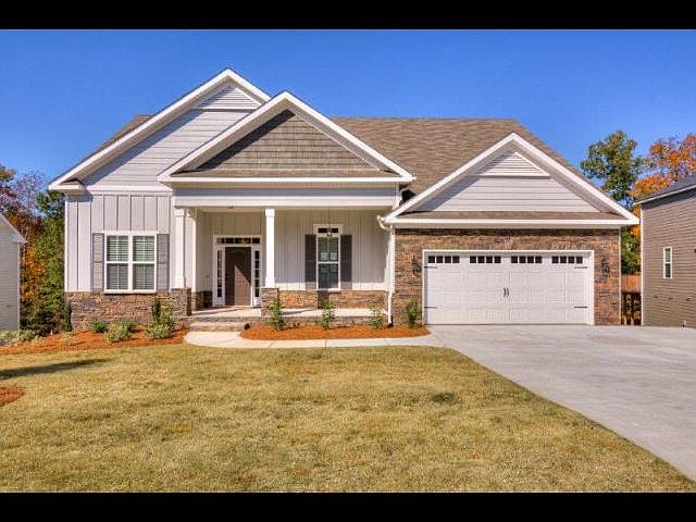 1st image of 451 Weyanoke Dr