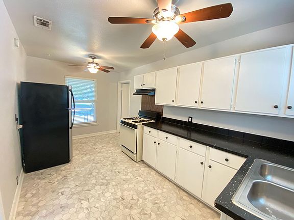 4th image of 10412 Esta Buena Dr