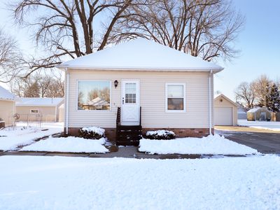 913 2nd Ave NE, East Grand Forks, MN, 56721