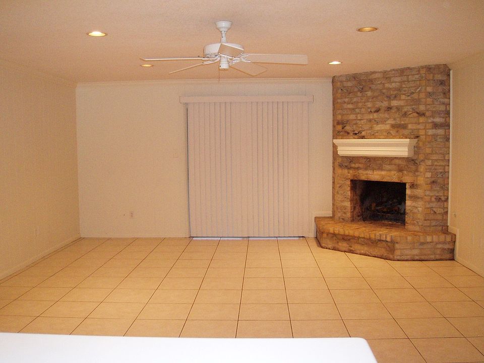 Den