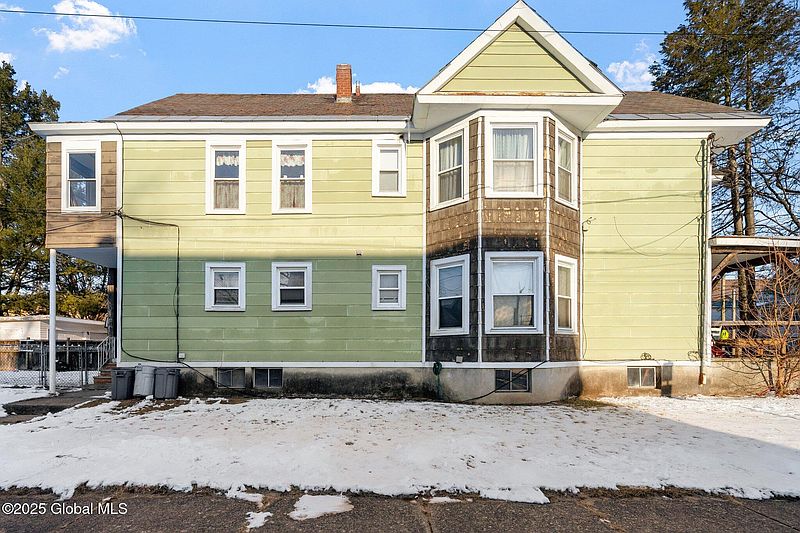 3rd image of 2329-2331 Broadway
