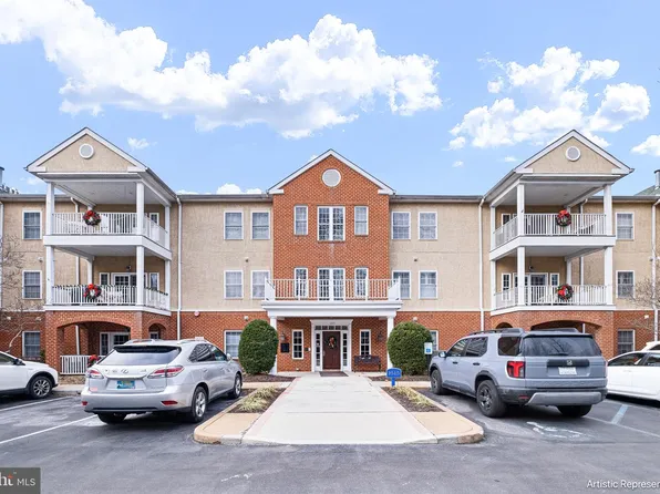 1515 Rockland Rd APT 301, Wilmington, DE 19803