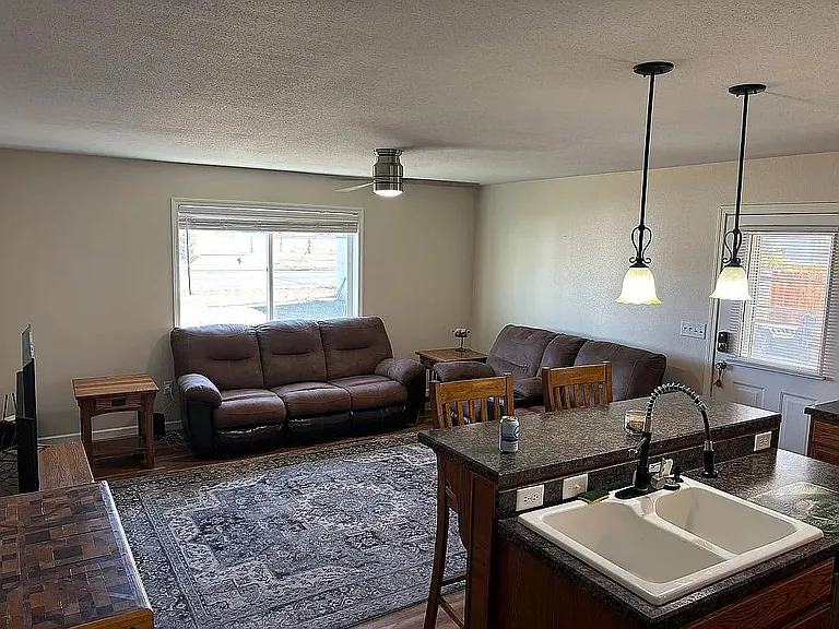 580 S Clark St #582-S — Photo 2
