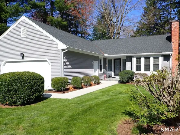 9 Burning Tree Place, Cheshire, CT 06410