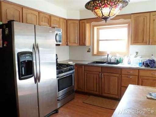 4th image of 22330 Winshall St