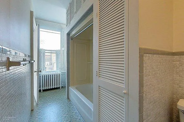 372 Broadway St #C — Photo 13