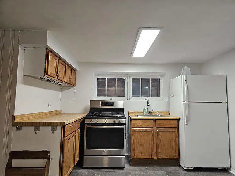 5331 W Windsor Ave #G — Photo 24
