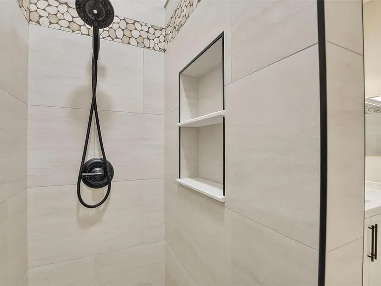 5508 Golden Isles Dr — Photo 38