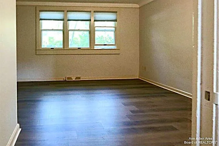 611 Robin Rd — Photo 14