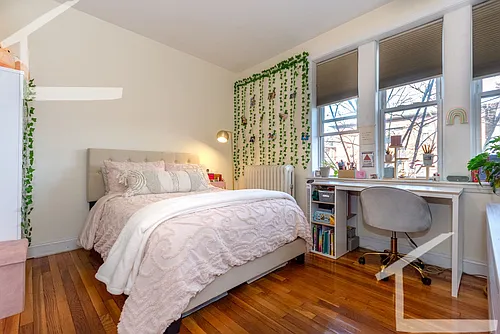 34 Egmont St #3C Photo 1