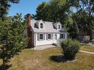 74 Park Ave, Windsor, CT 06095