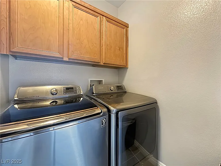 1004 Crescent Falls St — Photo 22