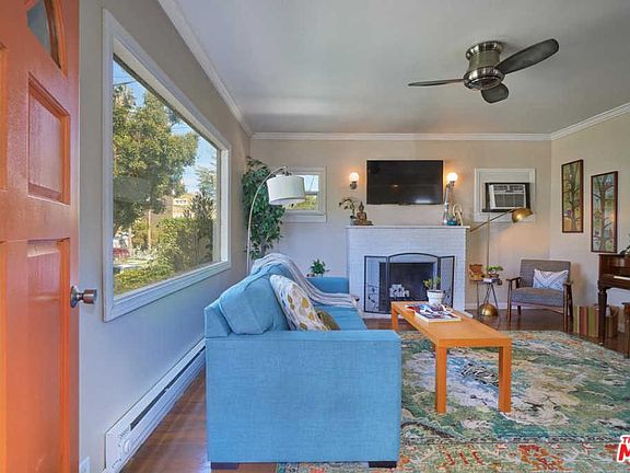 4th image of 2918 Gleneden St