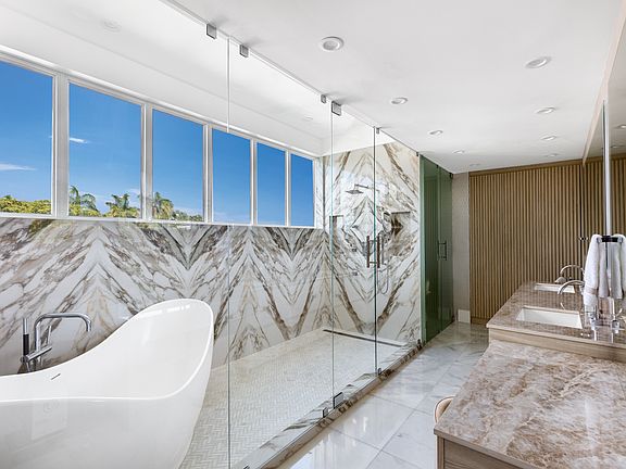 5DSR0390-MLS_09192024